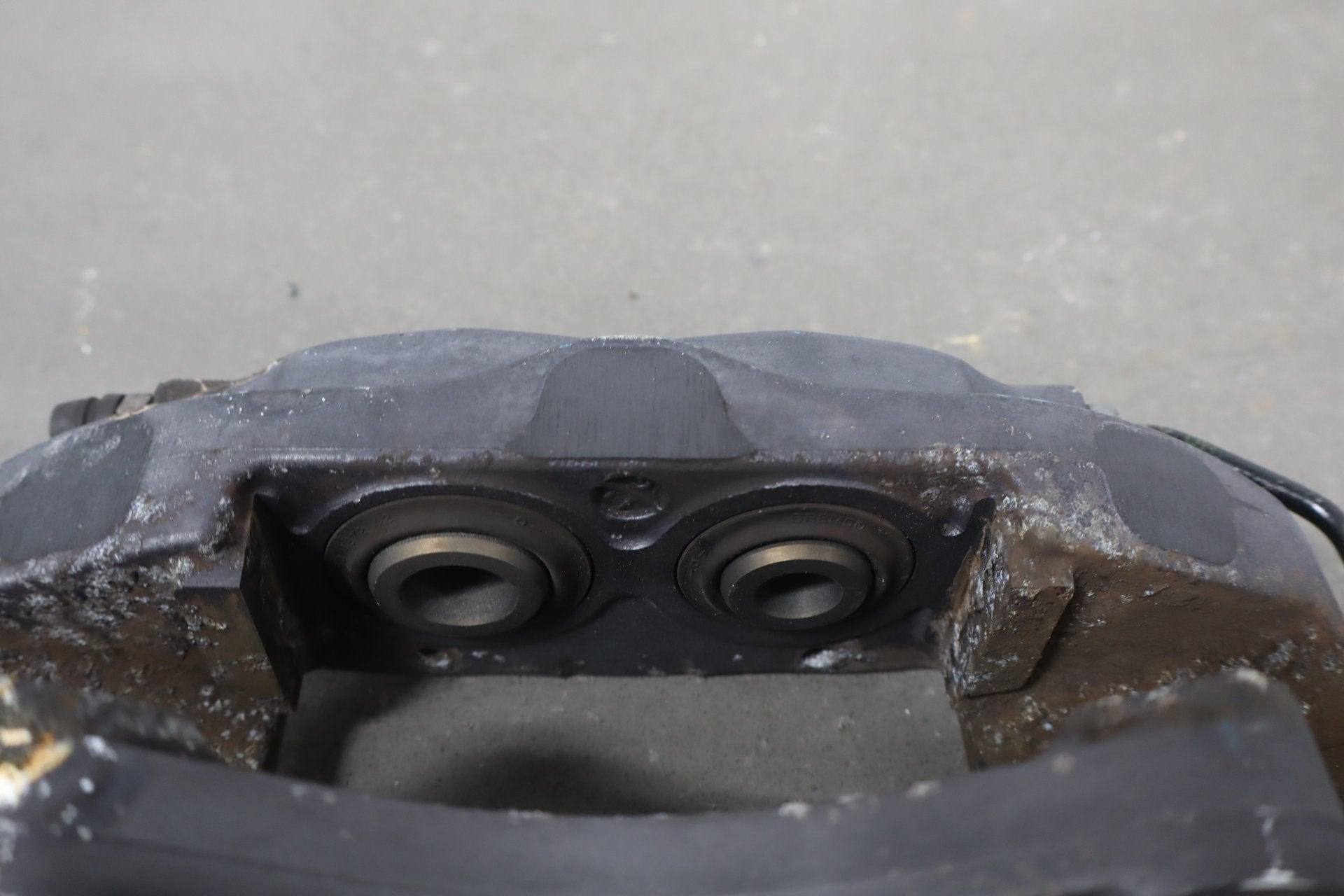 2015 Tesla Model S- Left Rear Brake Caliper Brembo