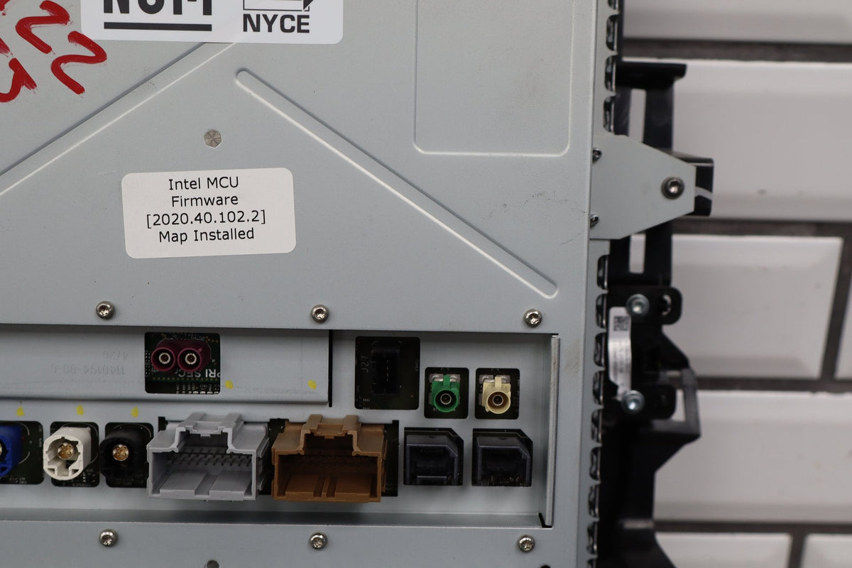 2015 Tesla Model S - MCU Media Control Unit Assembly Tested NEEDS PROGRAMMING