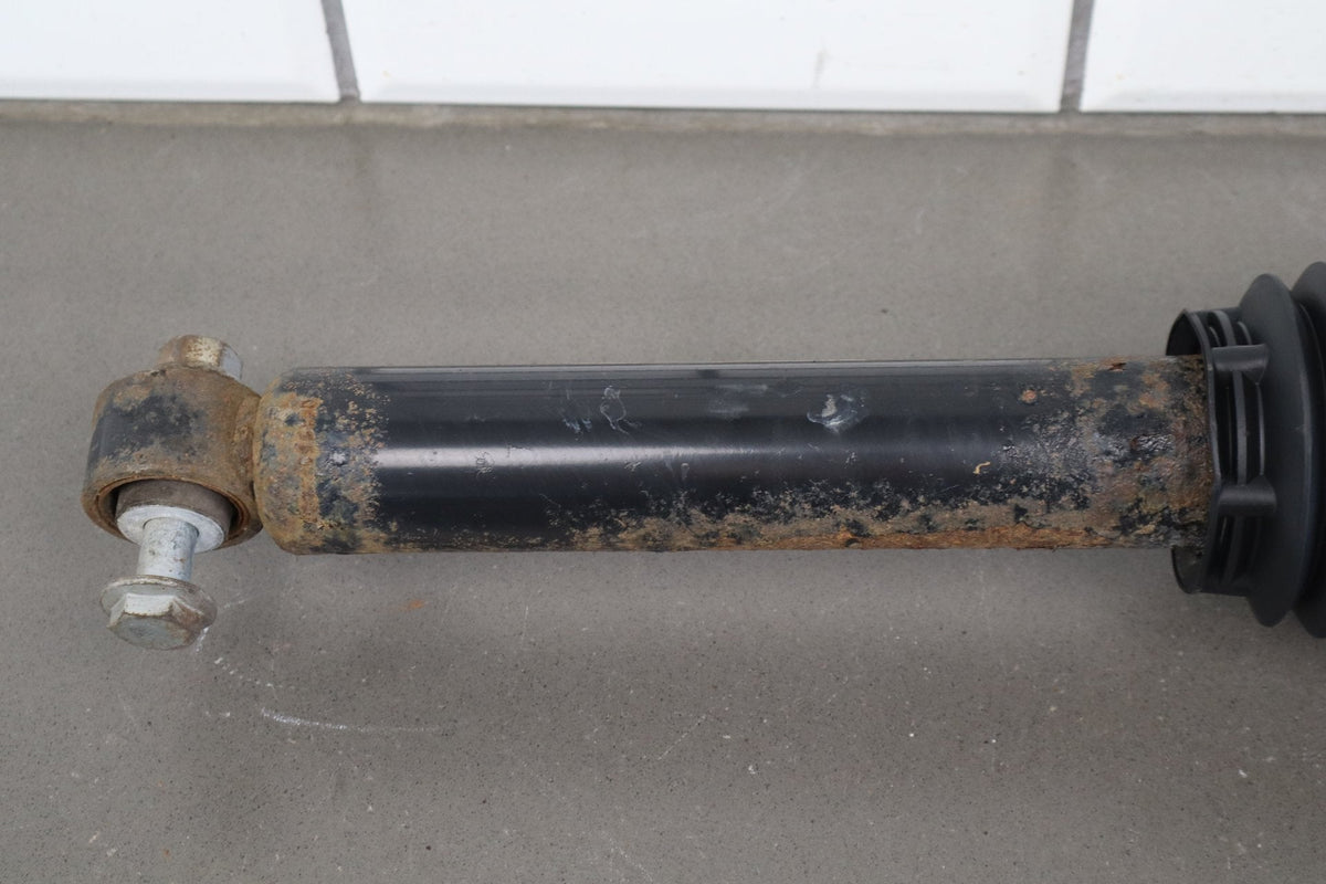 2015 Tesla Model S Right Rear Strut