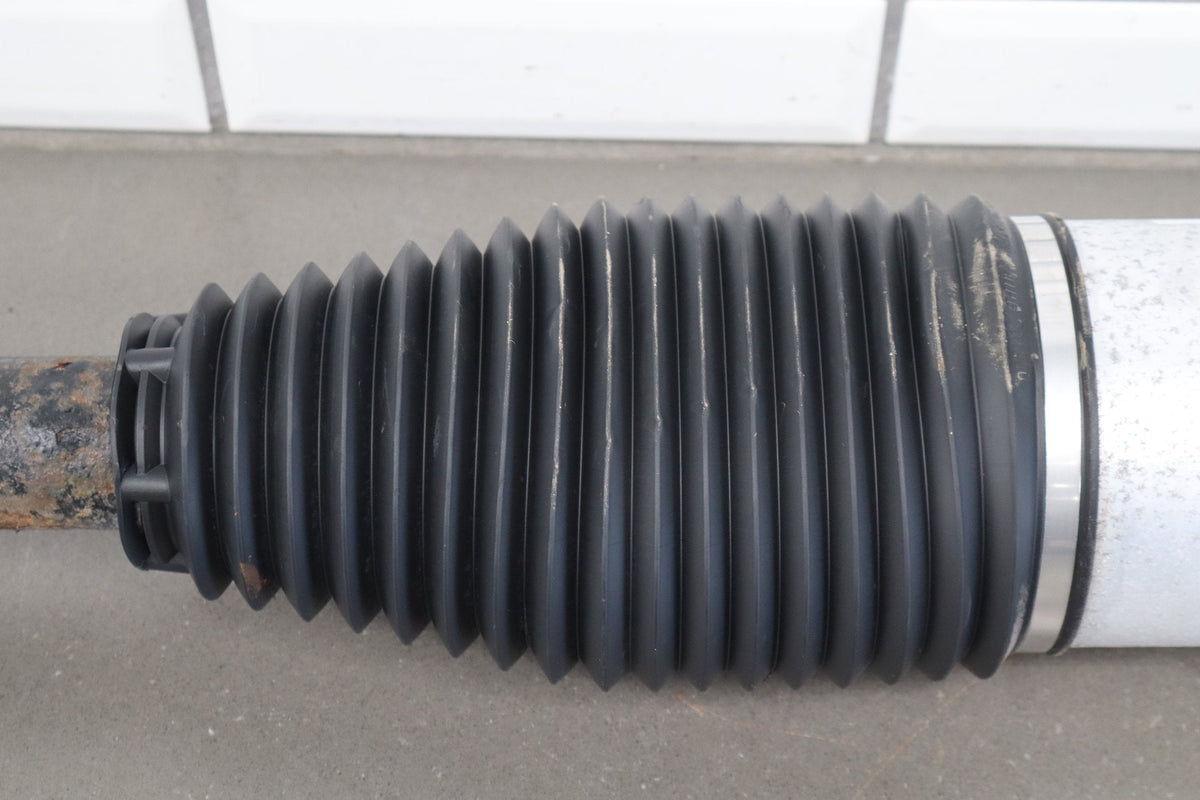 2015 Tesla Model S Right Rear Strut