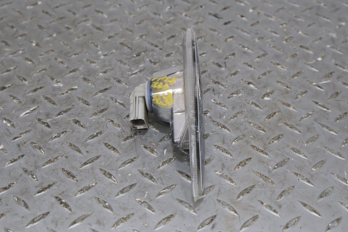 2015 Tesla S- Right Front Lamp