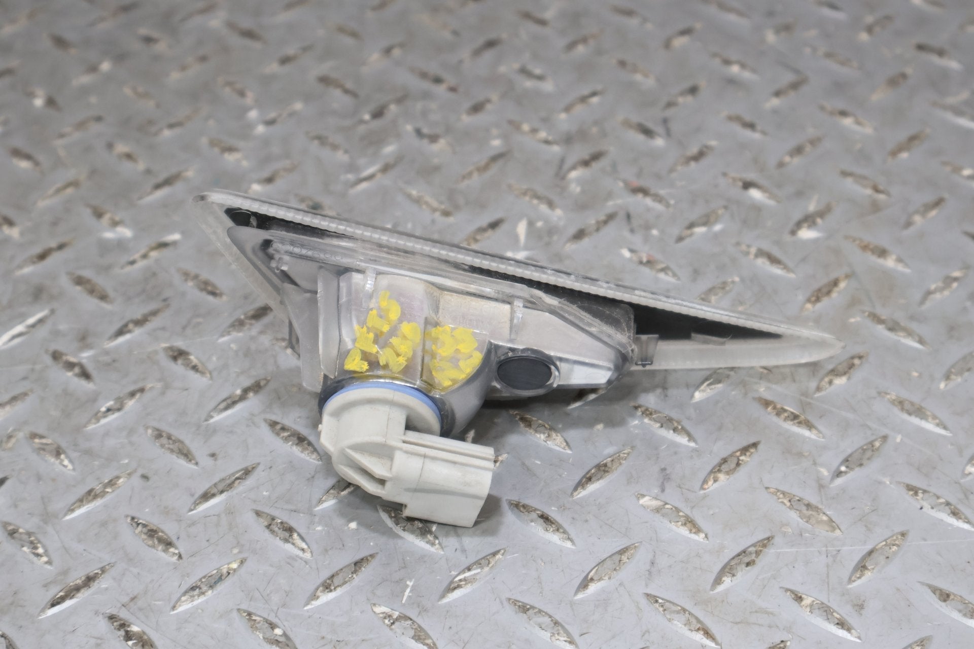 2015 Tesla S- Right Front Lamp
