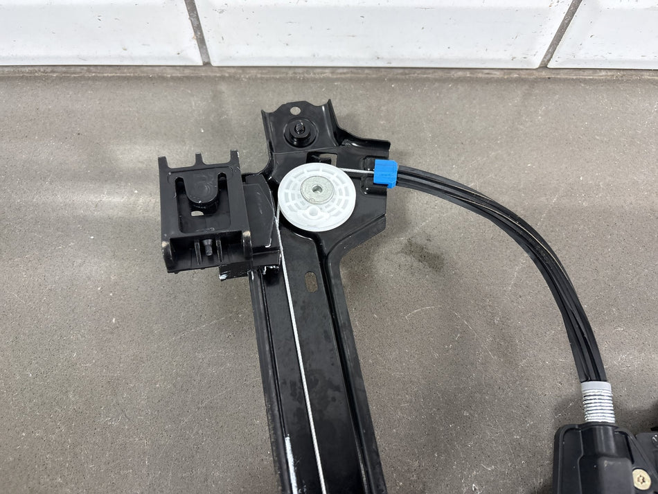 2016-2020 OEM Tesla Model X Rear Right Passenger Door Window Regulator Motor