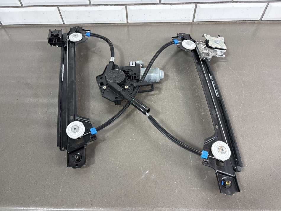 2016-2020 OEM Tesla Model X Rear Right Passenger Door Window Regulator Motor