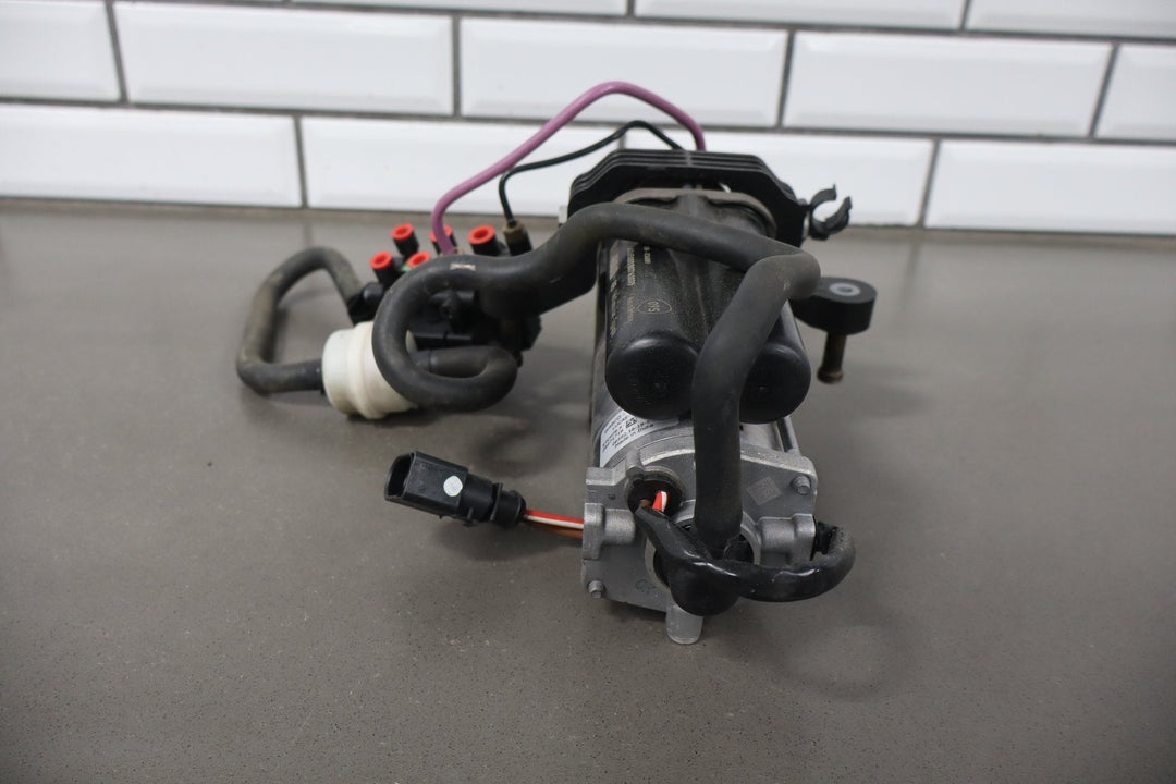 2016 - 2020 Tesla Model S/X Air Suspension Twin Compressor Wabco