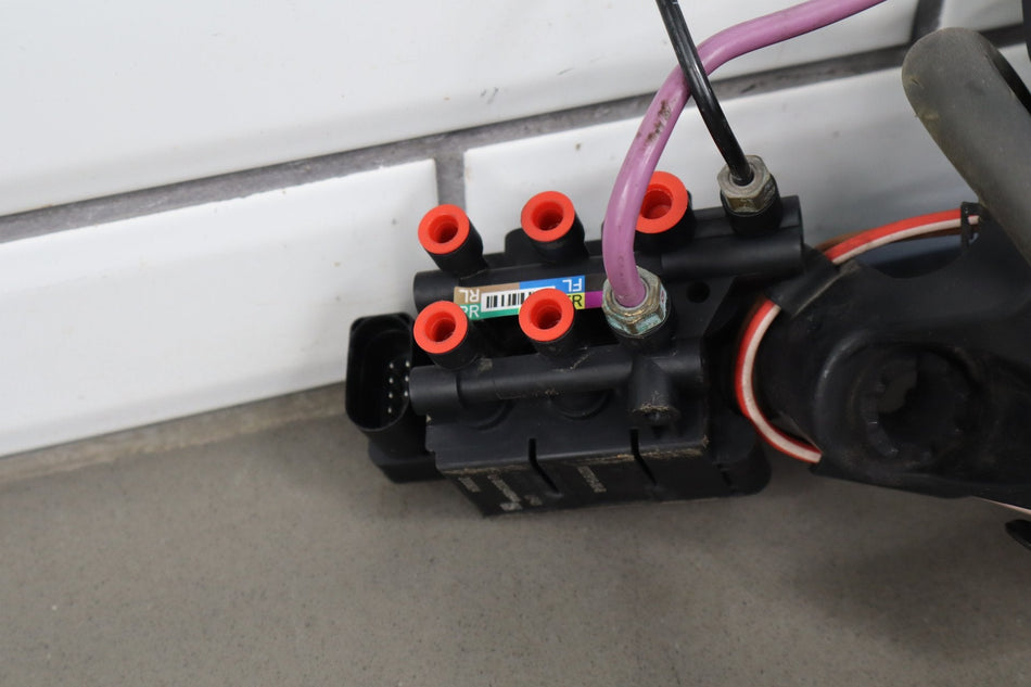 2016-2020 Tesla Model S/X Air Suspension Twin Compressor Wabco