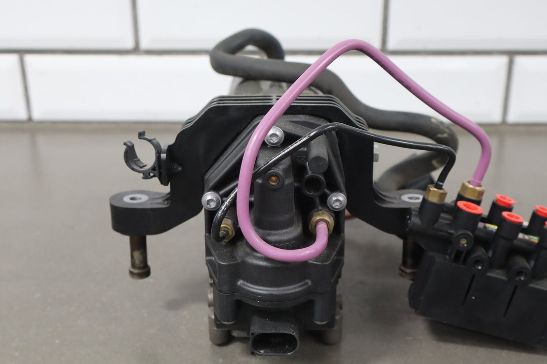 2016 - 2020 Tesla Model S/X Air Suspension Twin Compressor Wabco