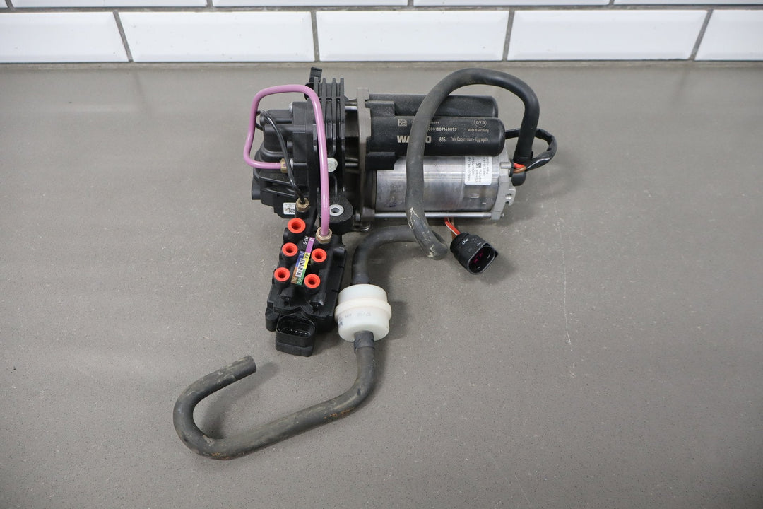 2016 - 2020 Tesla Model S/X Air Suspension Twin Compressor Wabco