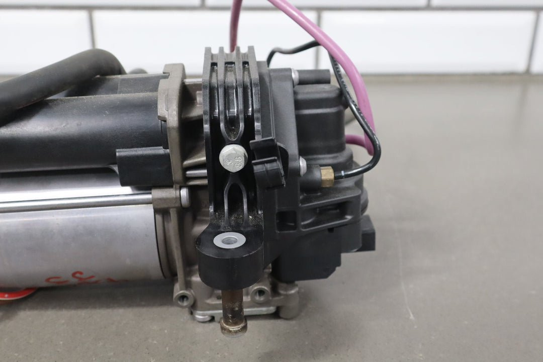2016 - 2020 Tesla Model S/X Air Suspension Twin Compressor Wabco