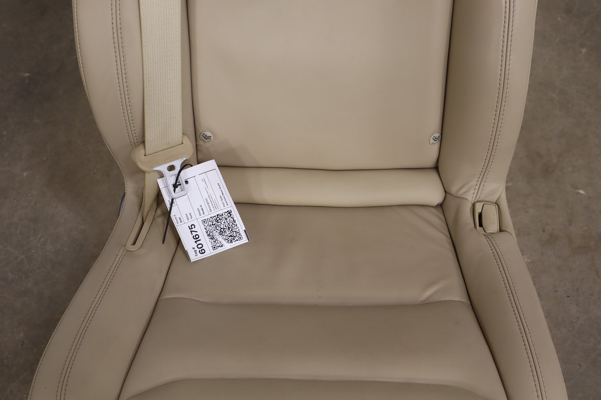 2016-2020 Tesla Model X 90D RH Heated Leather 2nd Seat (Rear Seat)