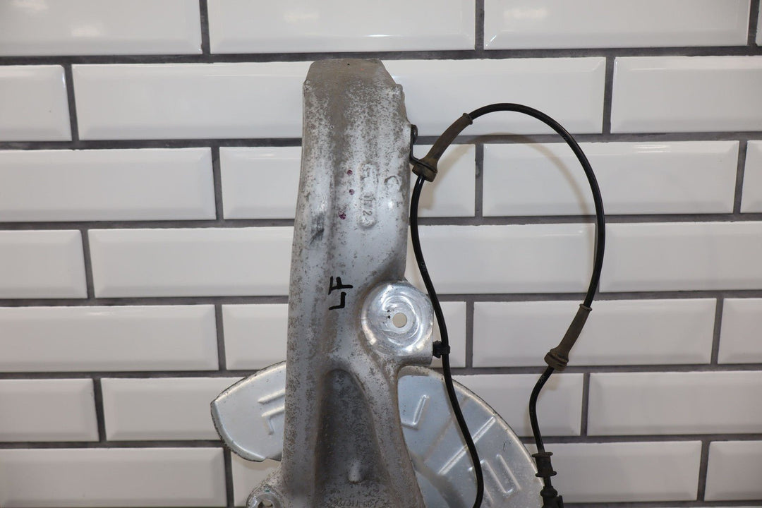 2016 - 2020 Tesla Model X Driver Left Front Spindle / Hub OEM