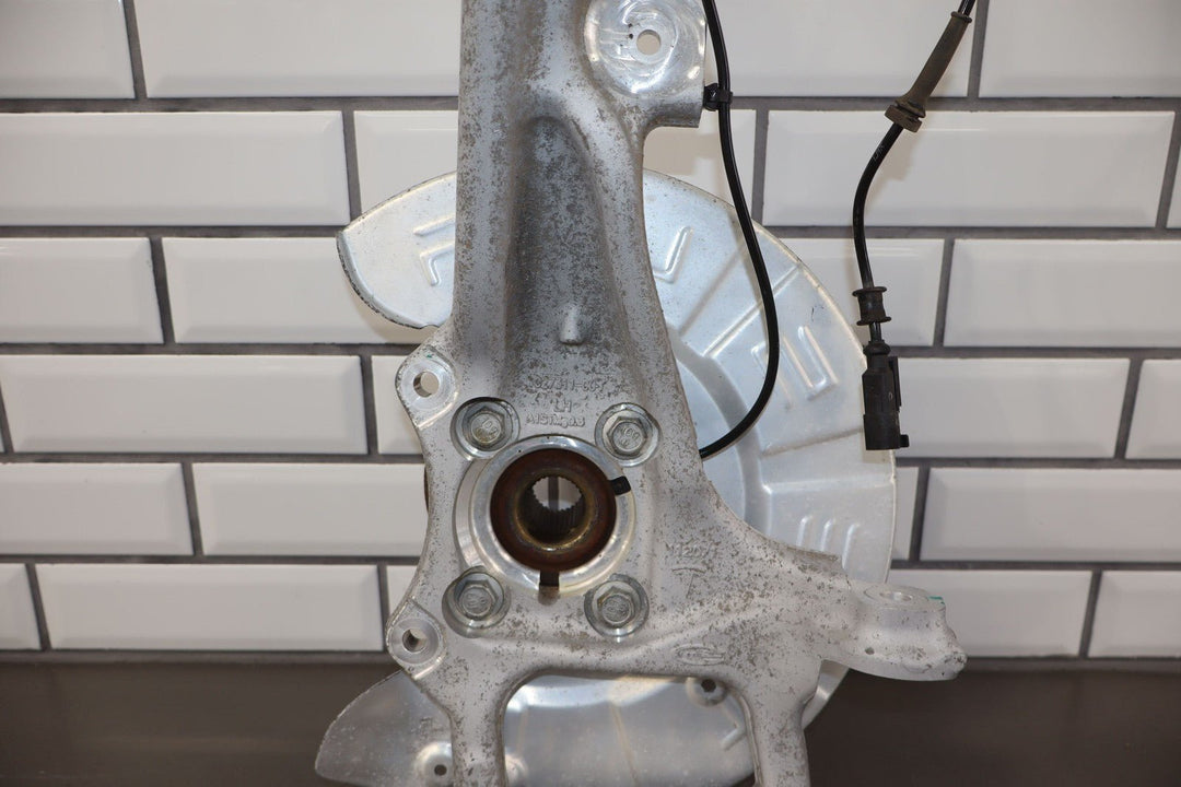 2016 - 2020 Tesla Model X Driver Left Front Spindle / Hub OEM
