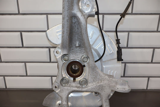 2016 - 2020 Tesla Model X Driver Left Front Spindle / Hub OEM