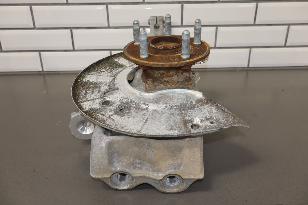 2016 - 2020 Tesla Model X Driver Left Front Spindle / Hub OEM