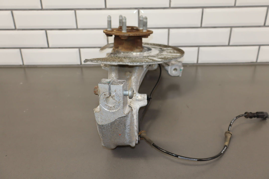 2016 - 2020 Tesla Model X Driver Left Front Spindle / Hub OEM