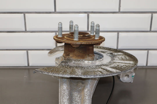 2016 - 2020 Tesla Model X Driver Left Front Spindle / Hub OEM