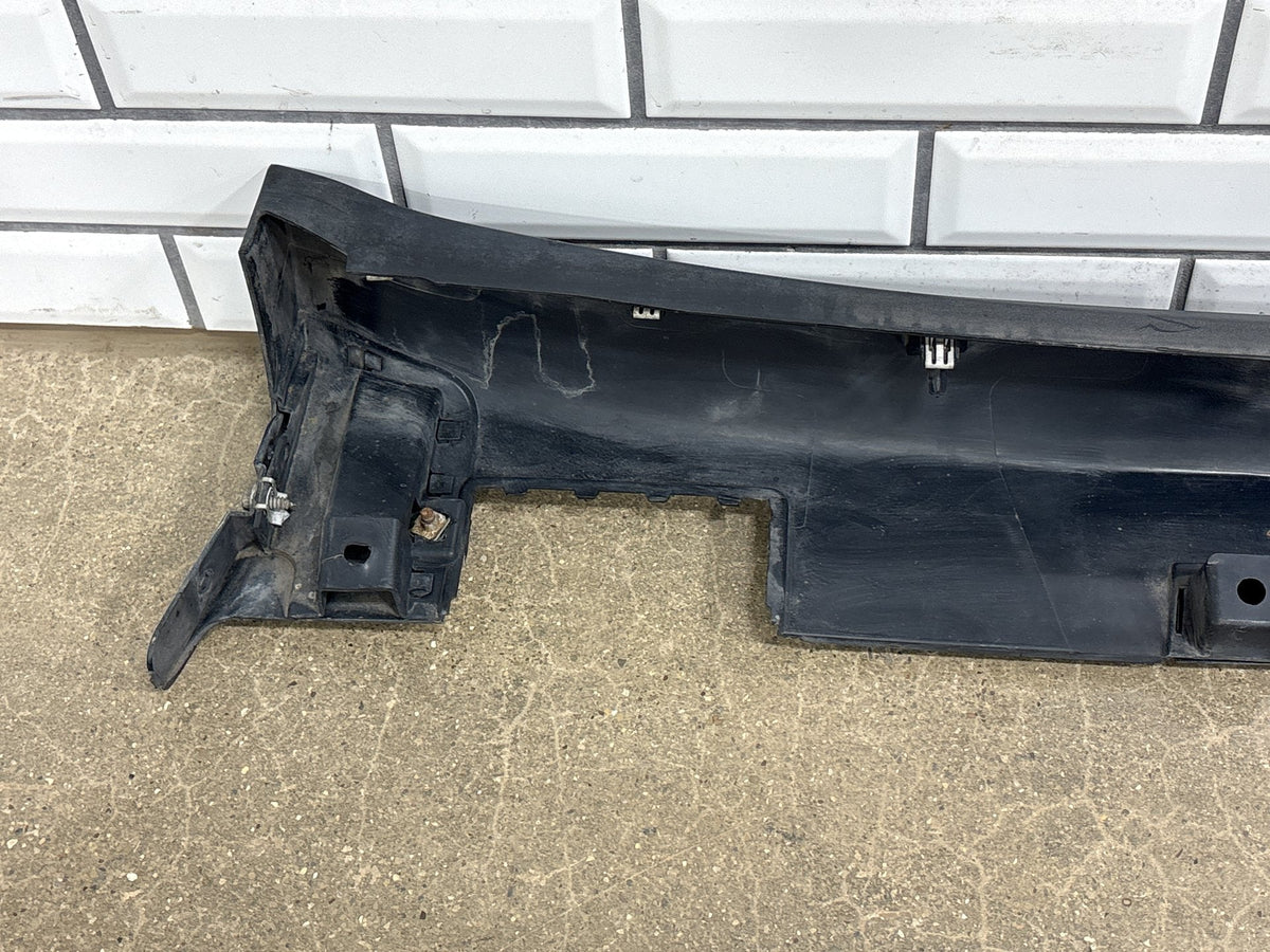 2016-2020 Tesla Model X Driver Side Skirt Rocker Molding Sill Panel Left OEM