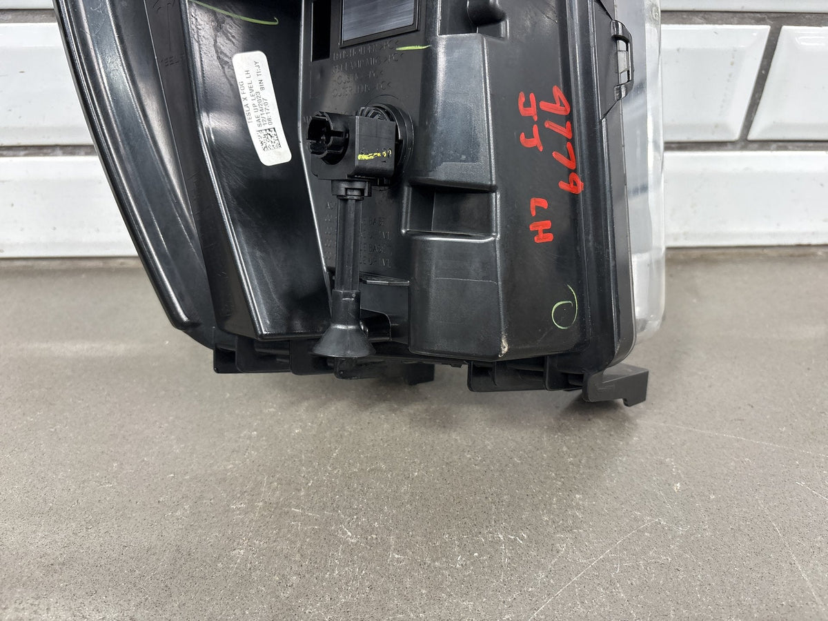 2016 - 2020 Tesla Model X Left Driver LED Fog Light DRL Lamp 1034326-00-C