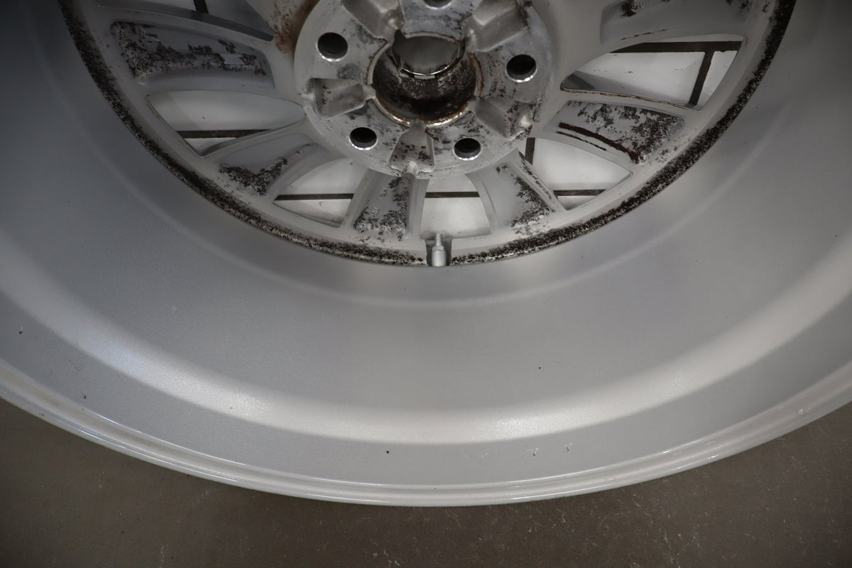 2016-2020 Tesla Model X OEM 20x9.5 Rear Wheel/Rim Slipstream 1027245-00-A