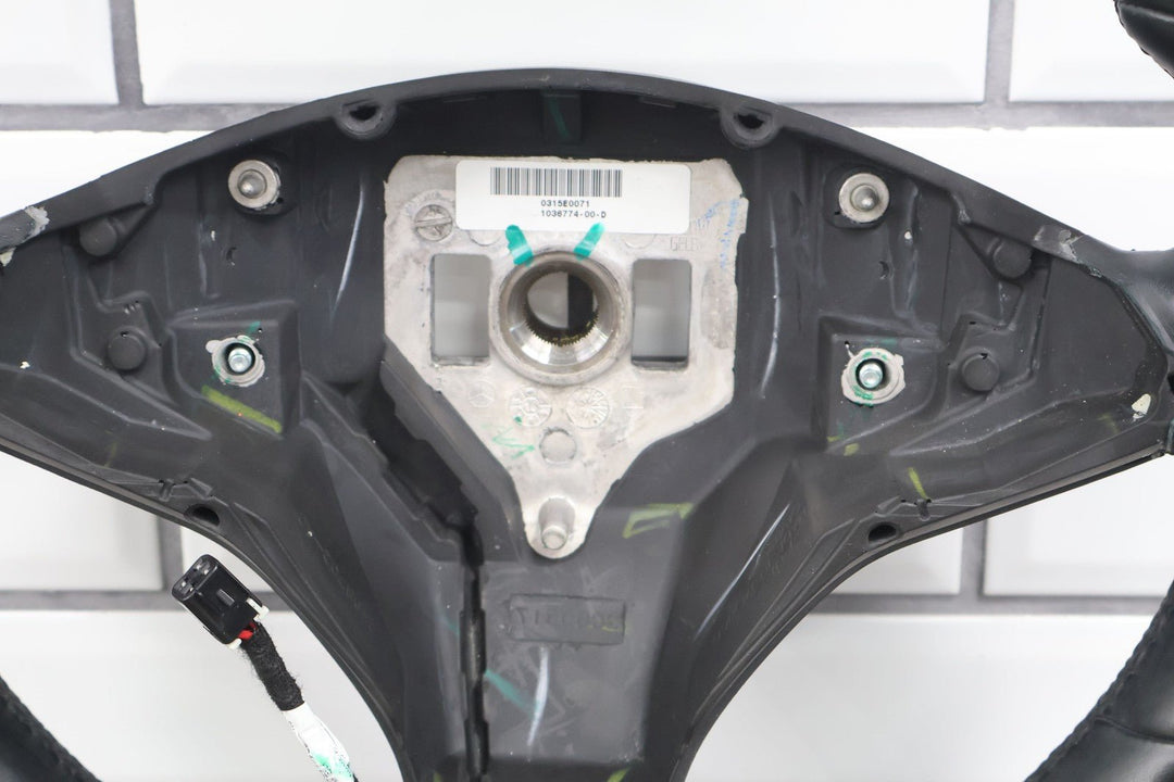 2016 - 2020 Tesla Model X Vegan Leather Non - Heated OEM Steering Wheel 1036774 - 00 - D