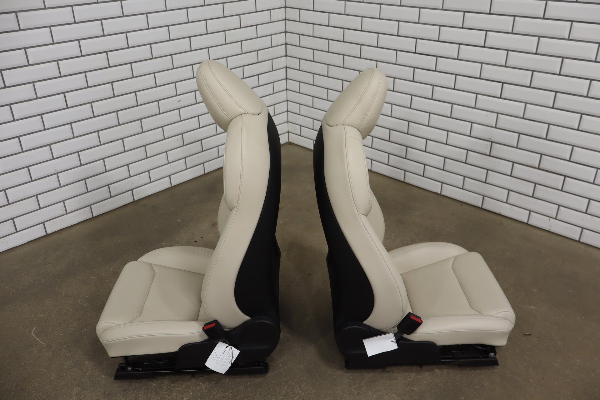2016-2021 Tesla Model X 5 Passenger Cream Leather Seat Set Front/Rear OEM