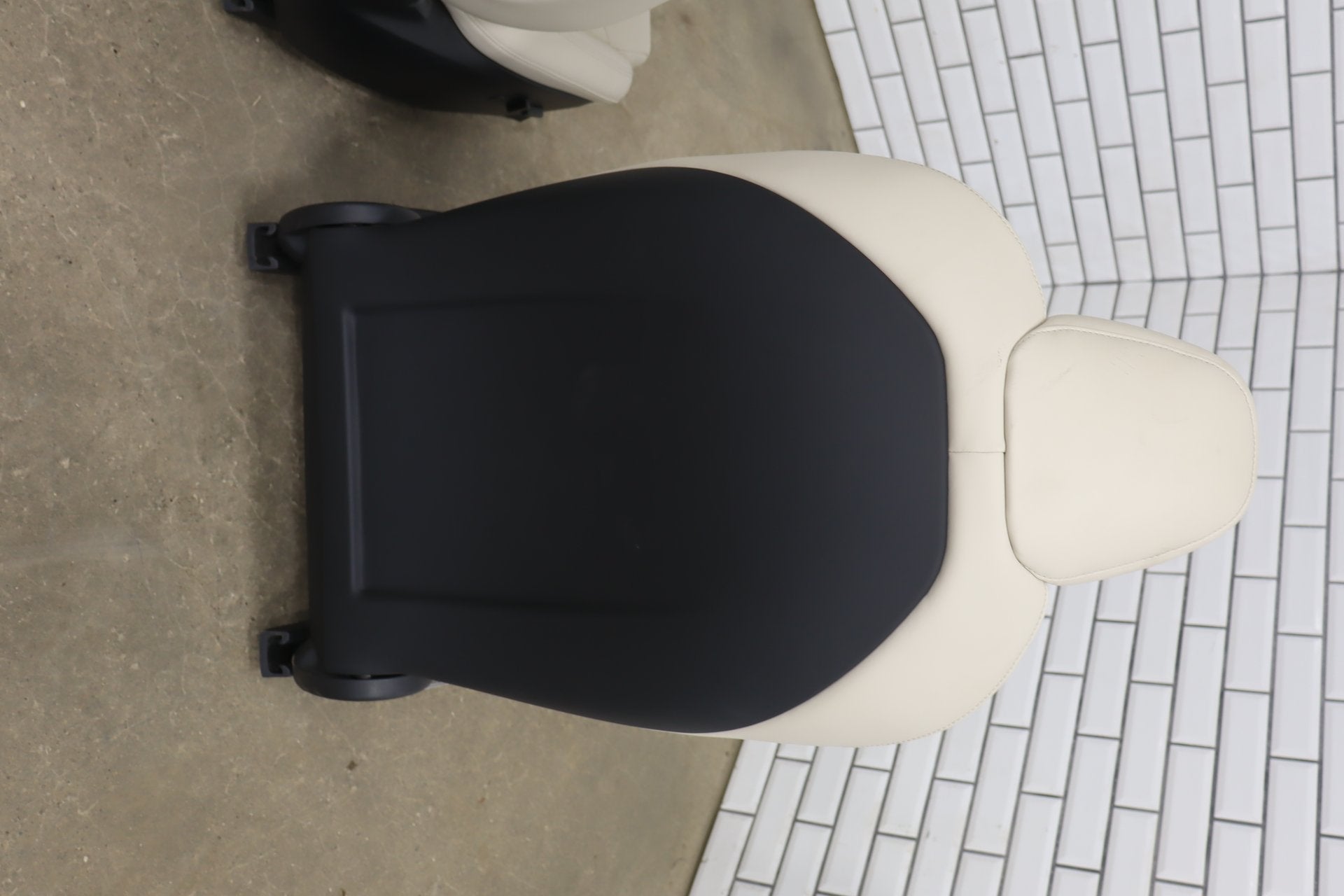 2016-2021 Tesla Model X 5 Passenger Cream Leather Seat Set Front/Rear OEM