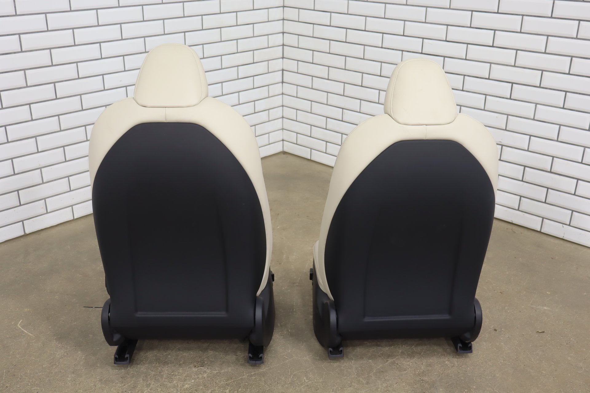 2016-2021 Tesla Model X 5 Passenger Cream Leather Seat Set Front/Rear OEM