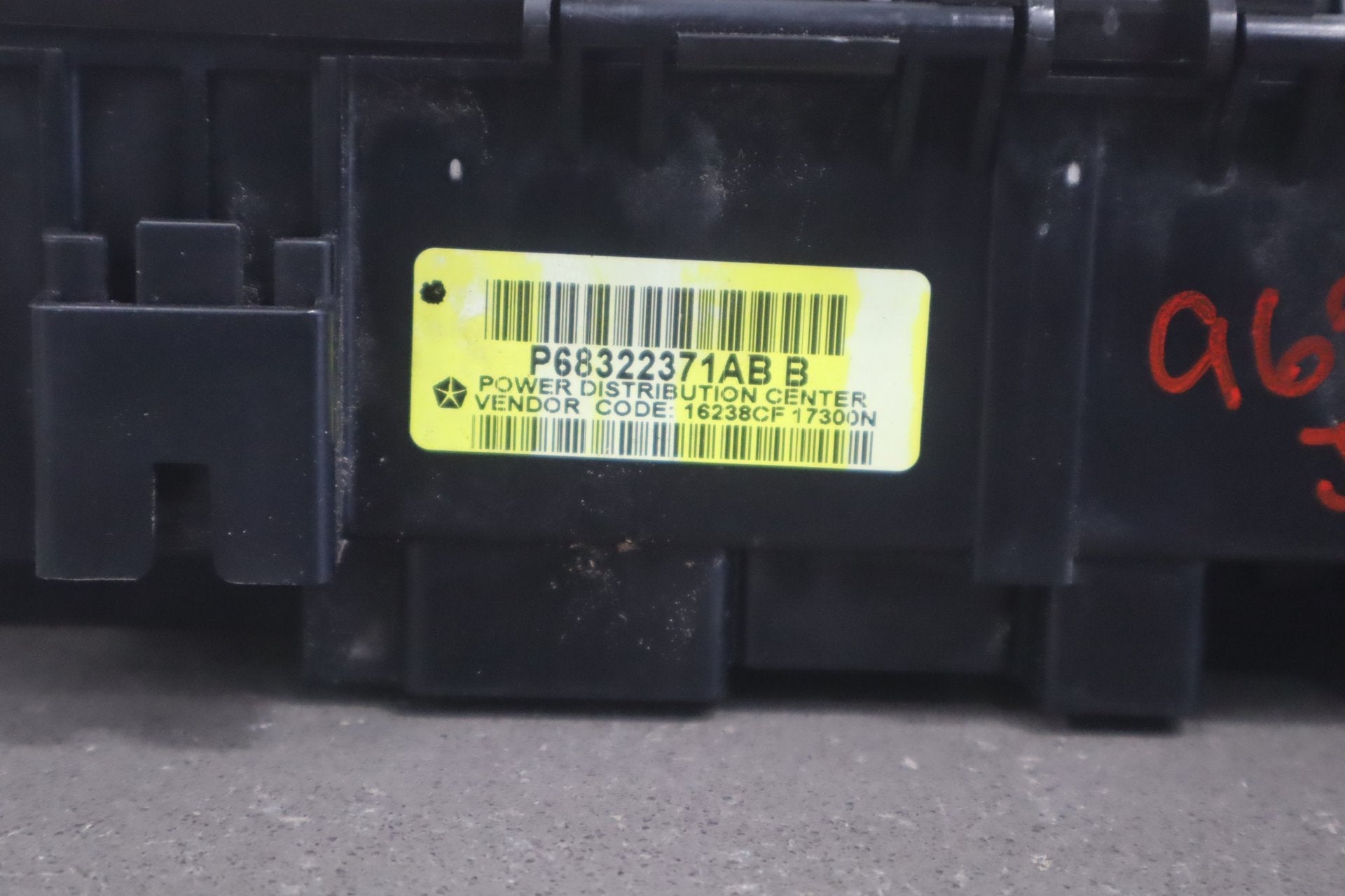 2016-2022 Ram 1500/1500 Classic TIPM Fuse Box Assembly OEM 68322371A
