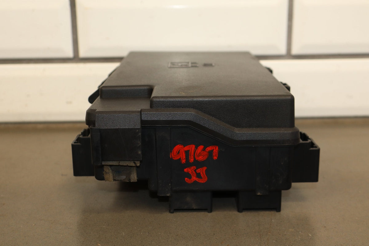 2016-2022 Ram 1500/1500 Classic TIPM Fuse Box Assembly OEM 68322371A