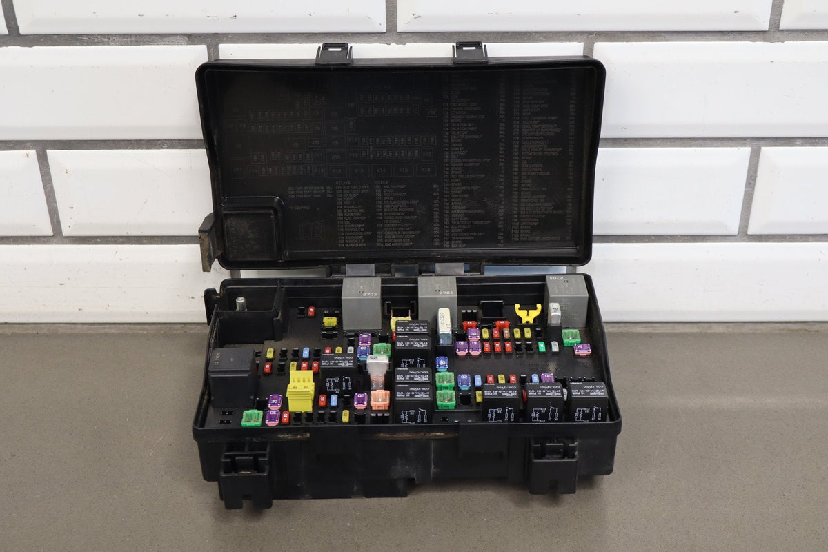 2016-2022 Ram 1500/1500 Classic TIPM Fuse Box Assembly OEM 68322371A