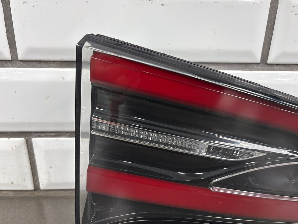 2016-2022 Tesla Model X Rear Left Inner Taillight Led Tail Lamp 1034336-00-B