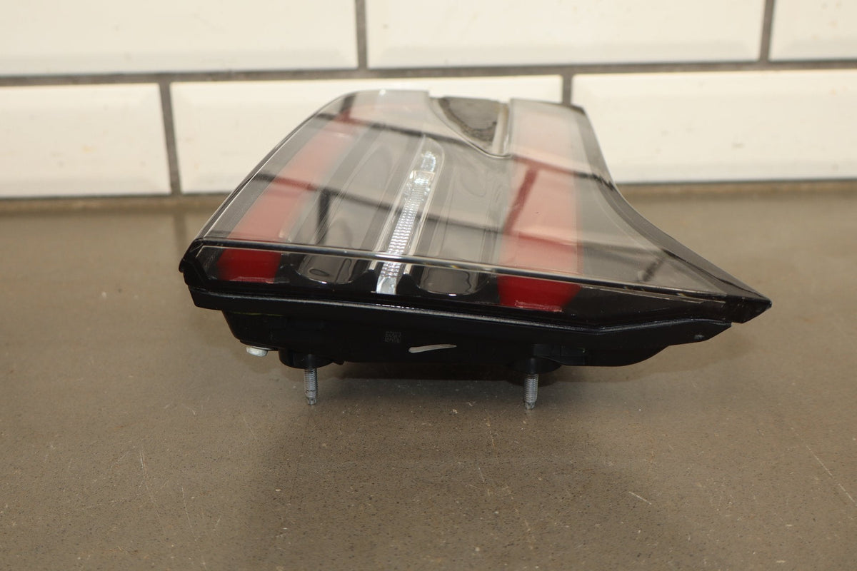 2016-2022 Tesla Model X Rear Left Inner Taillight Led Tail Lamp 1034336-00-B