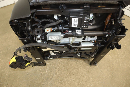 2016 - 2024 Chevy Camaro Right Passenger *Damaged* Front Seat