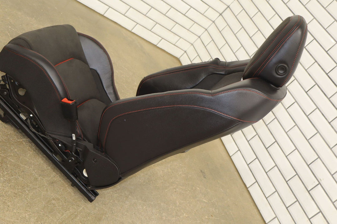 2016 - 2024 Chevy Camaro Right Passenger *Damaged* Front Seat