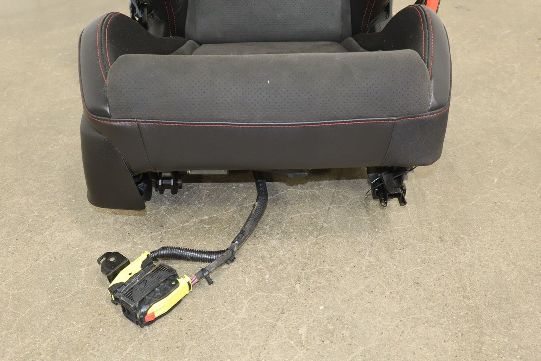 2016 - 2024 Chevy Camaro Right Passenger *Damaged* Front Seat