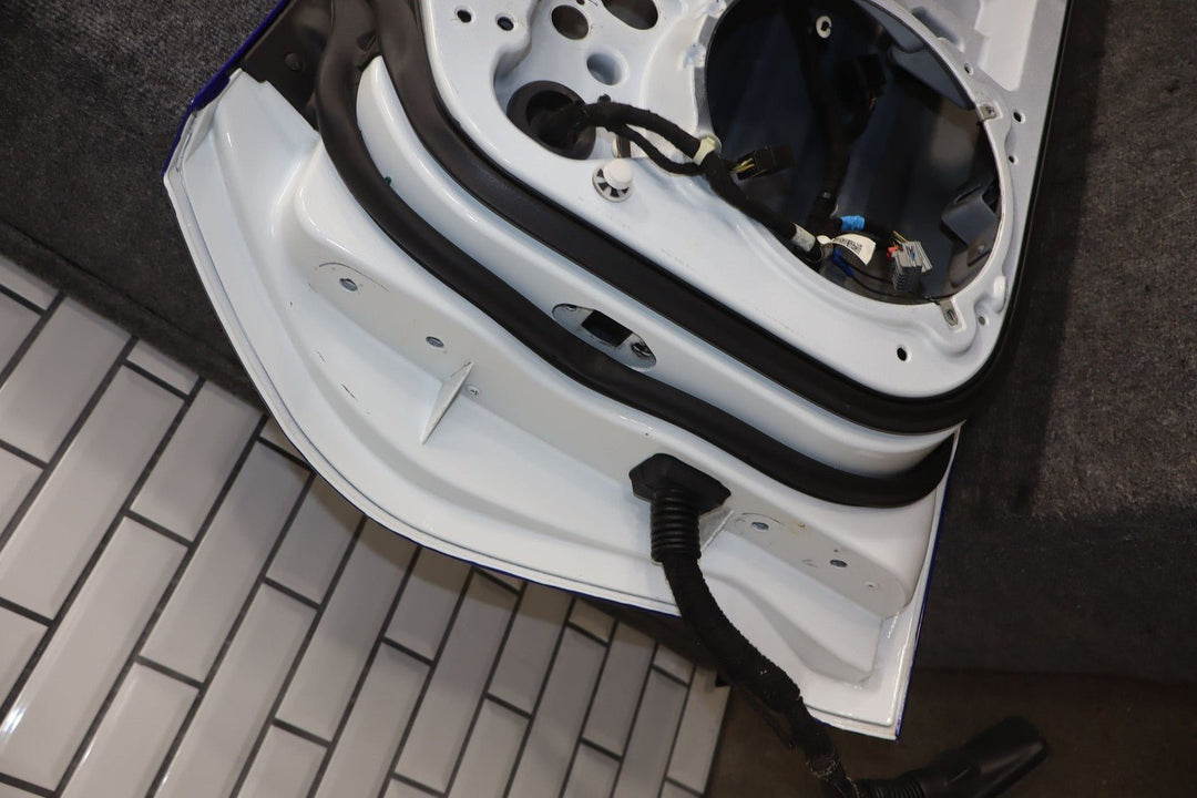 2016 Chevrolet Corvette Right Front Door 84031049