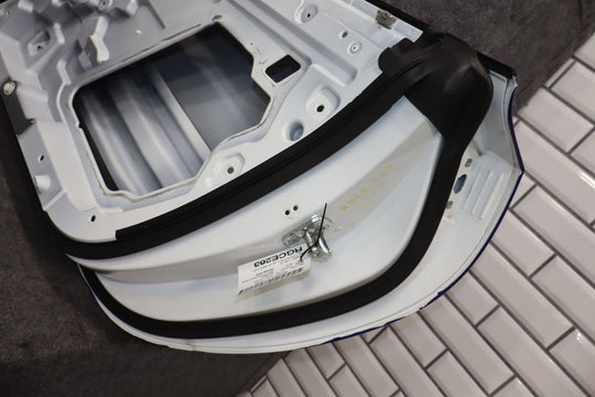 2016 Chevrolet Corvette Right Front Door 84031049