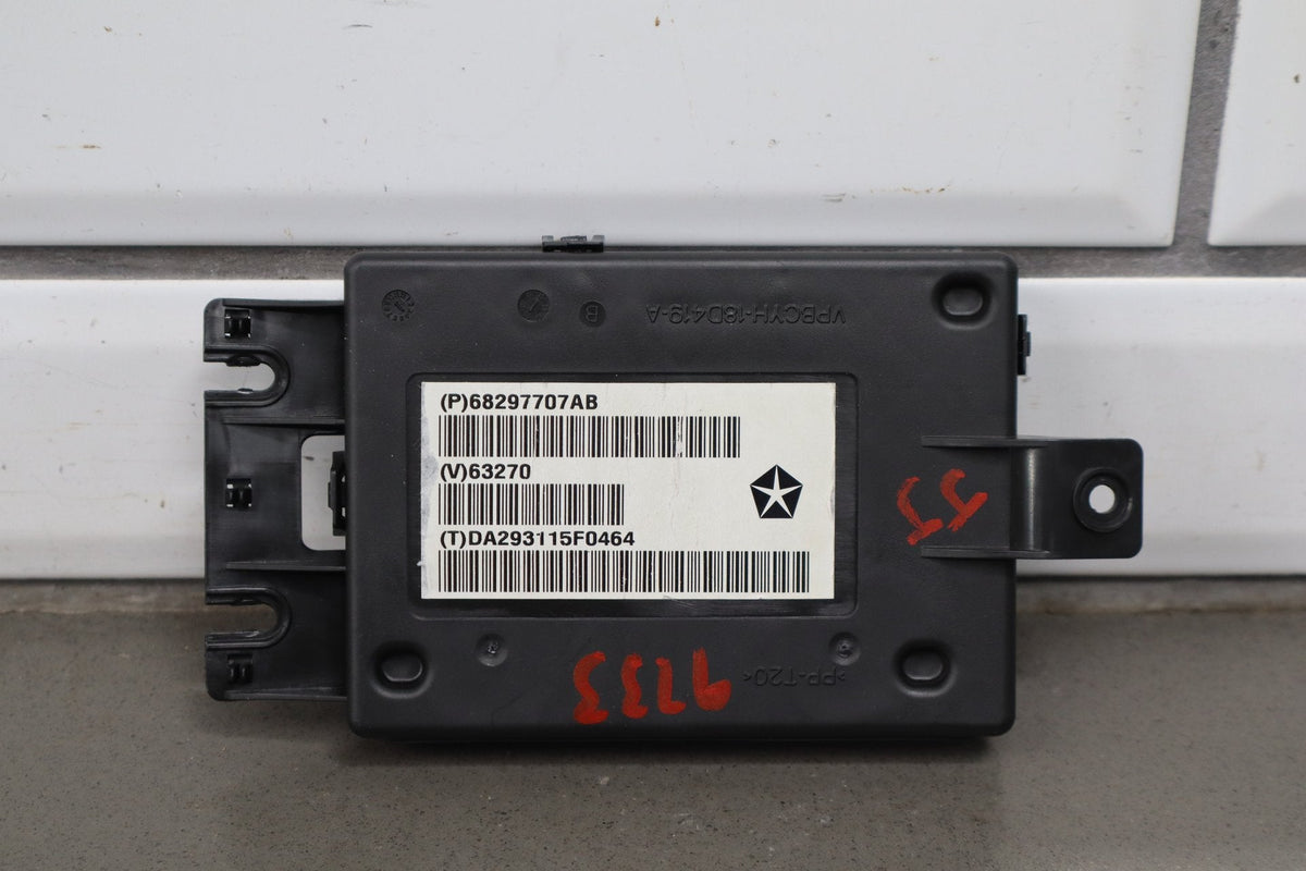 2016 Dodge Challenger Climate Control Module 68297707AB