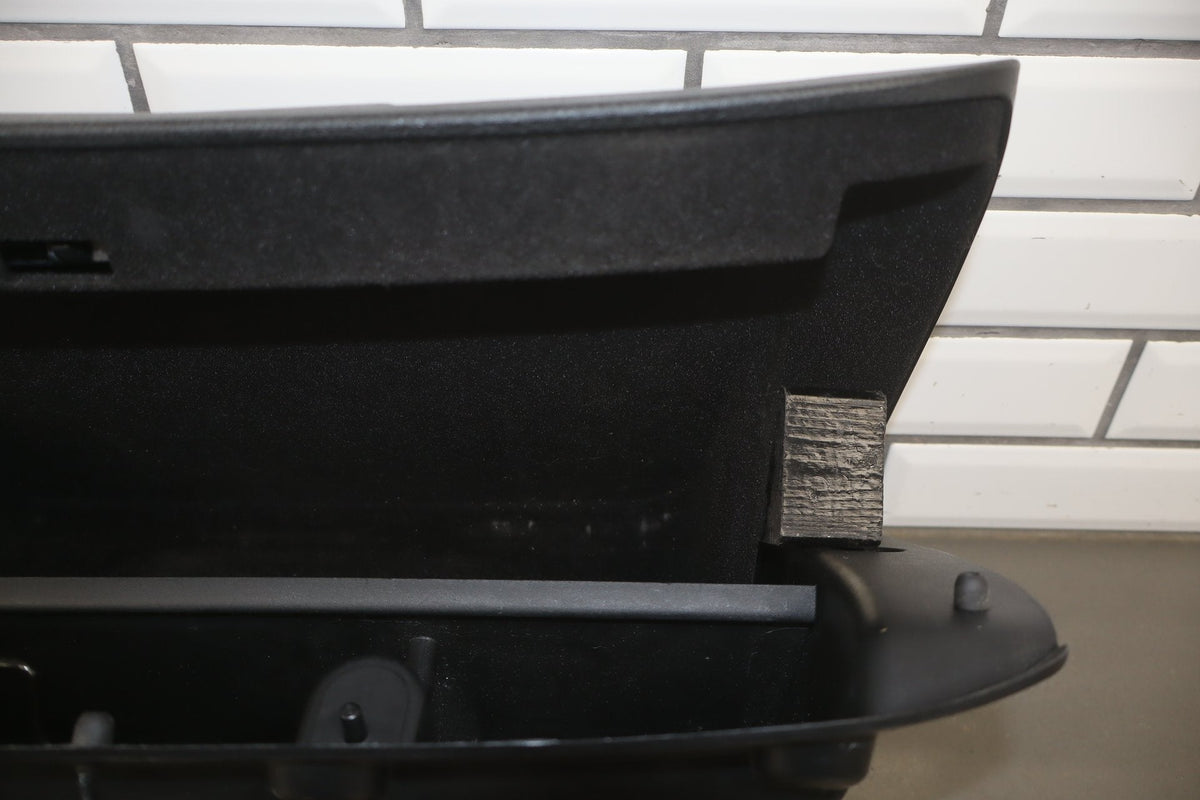 2016 Dodge Challenger Scat Pack Shaker Glove Box Black X9