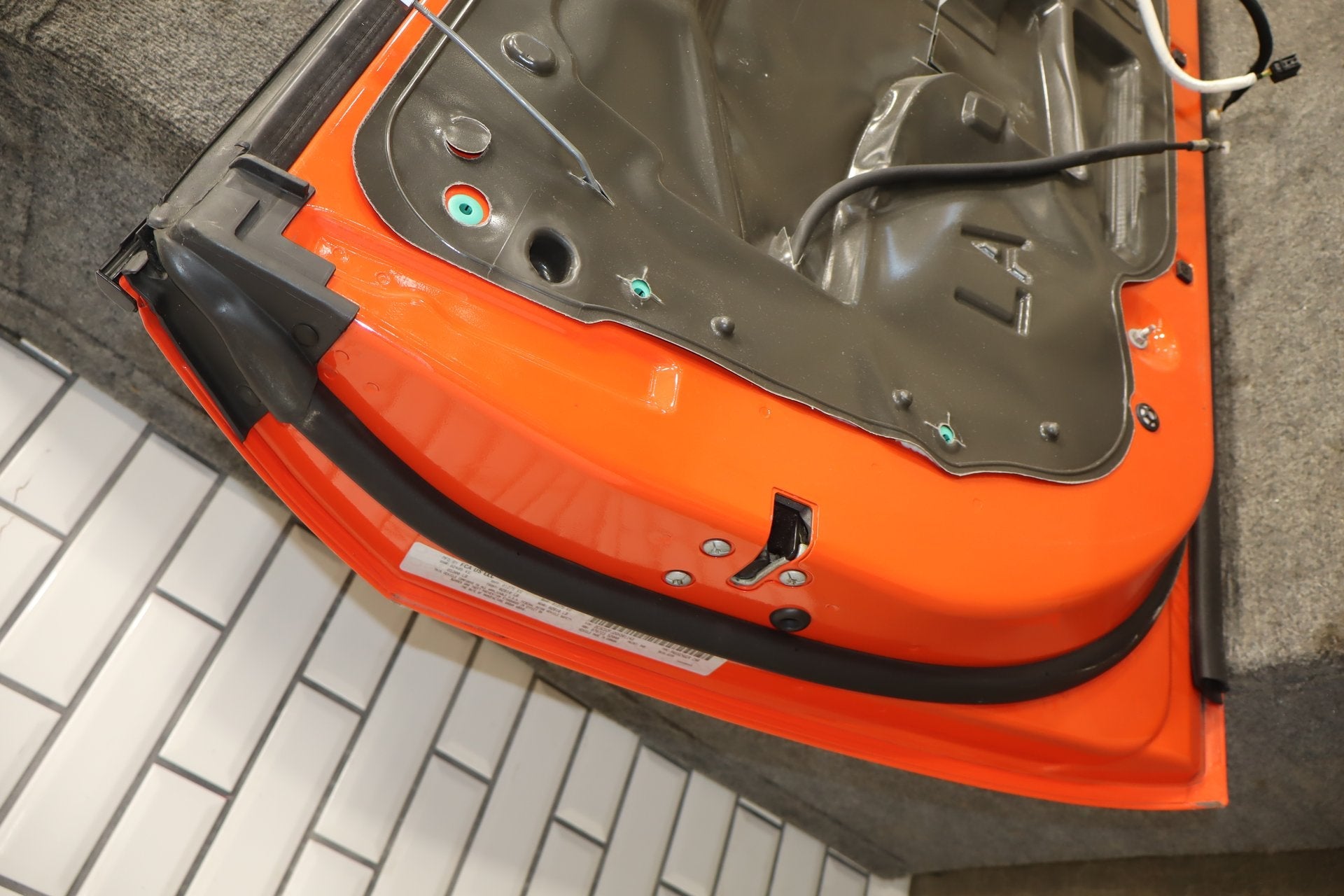 2016 Dodge Challenger Scat Pack Shaker Left Front Door Go Mango PVP