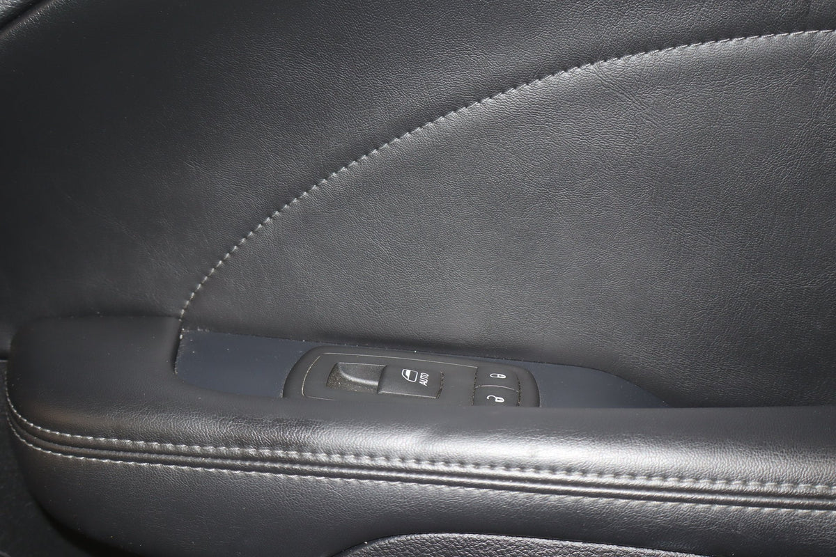 2016 Dodge Challenger Scat Pack Shaker Right Front Interior Trim Panel Black X9