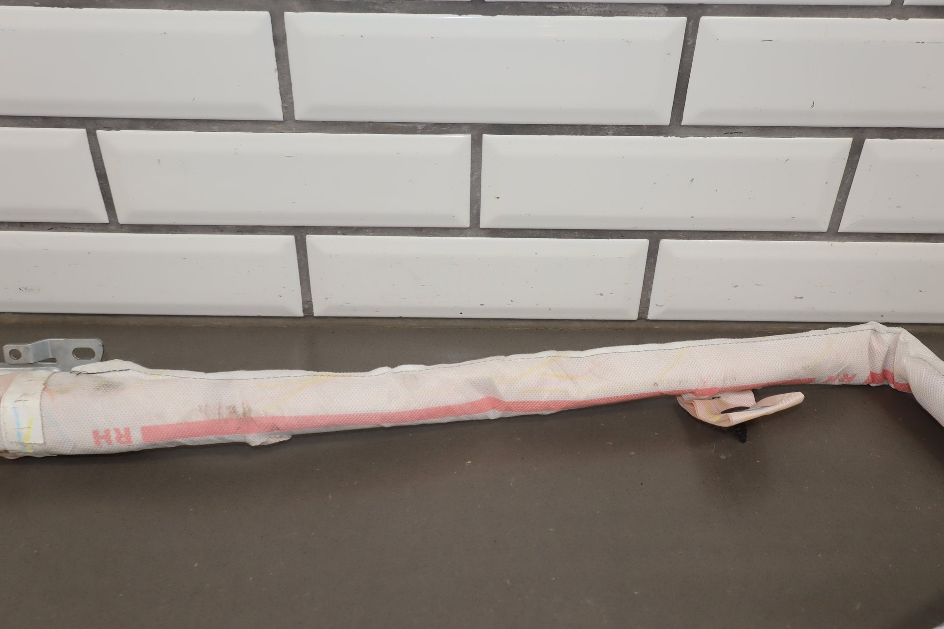 2016 Dodge Challenger Scat Pack Shaker Right Roof Airbag