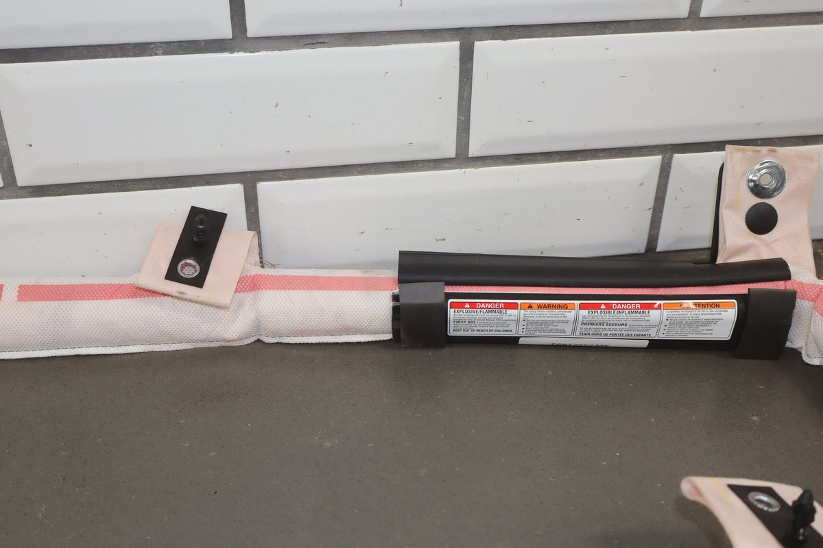 2016 Dodge Challenger Scat Pack Shaker Right Roof Airbag