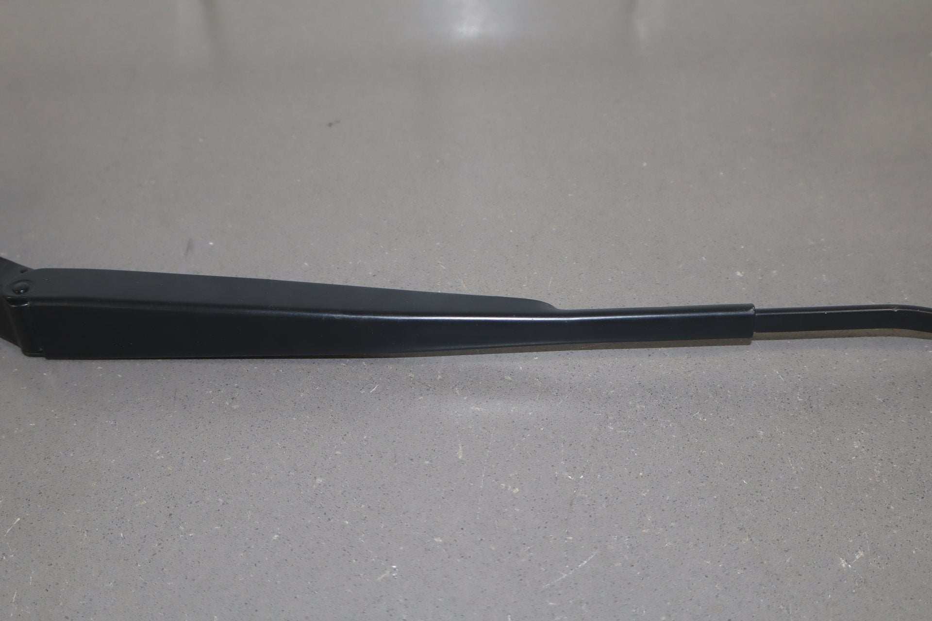 2016 Dodge Challenger Scat Pack Shaker Wiper Arm Pair