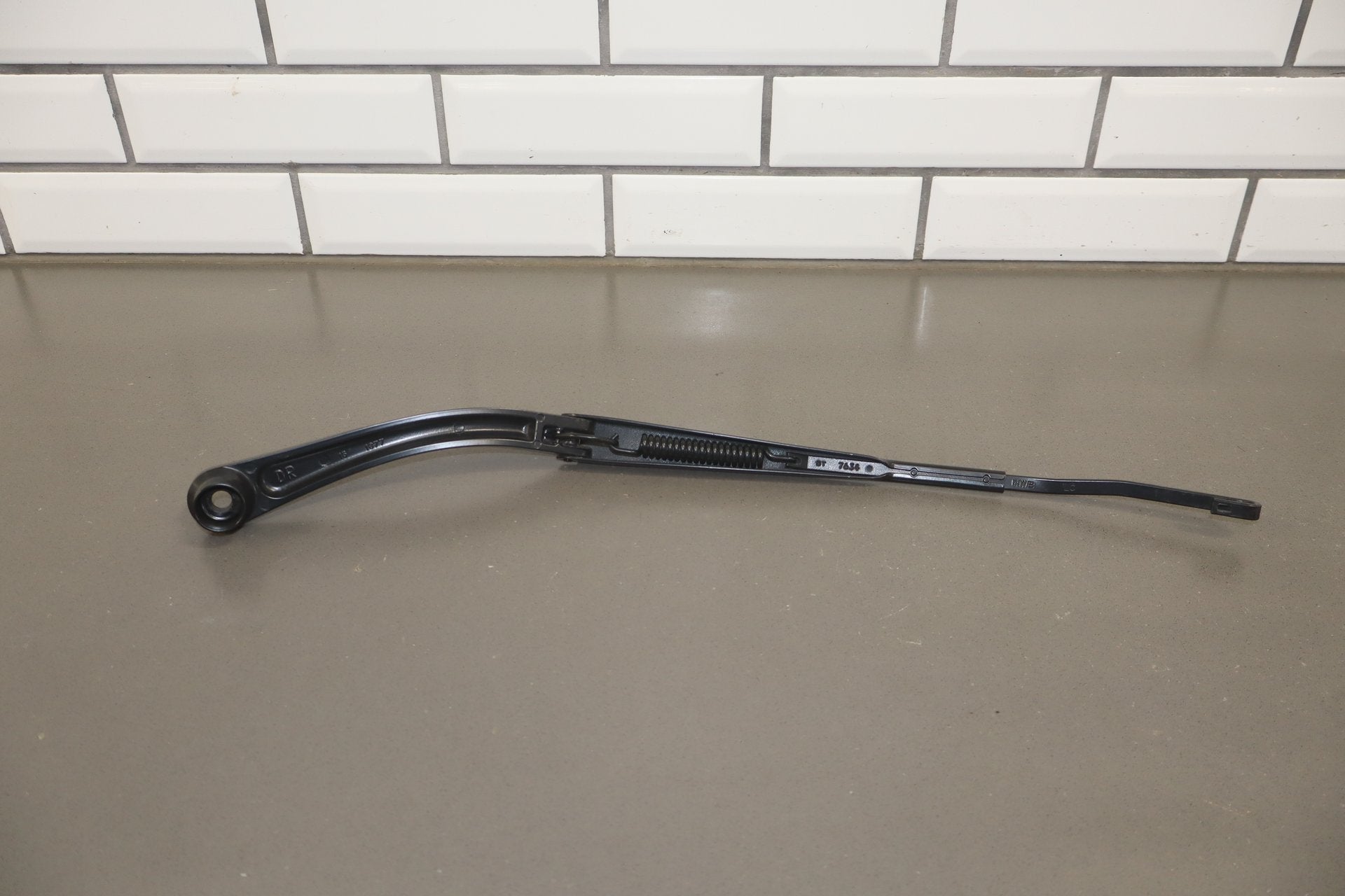 2016 Dodge Challenger Scat Pack Shaker Wiper Arm Pair