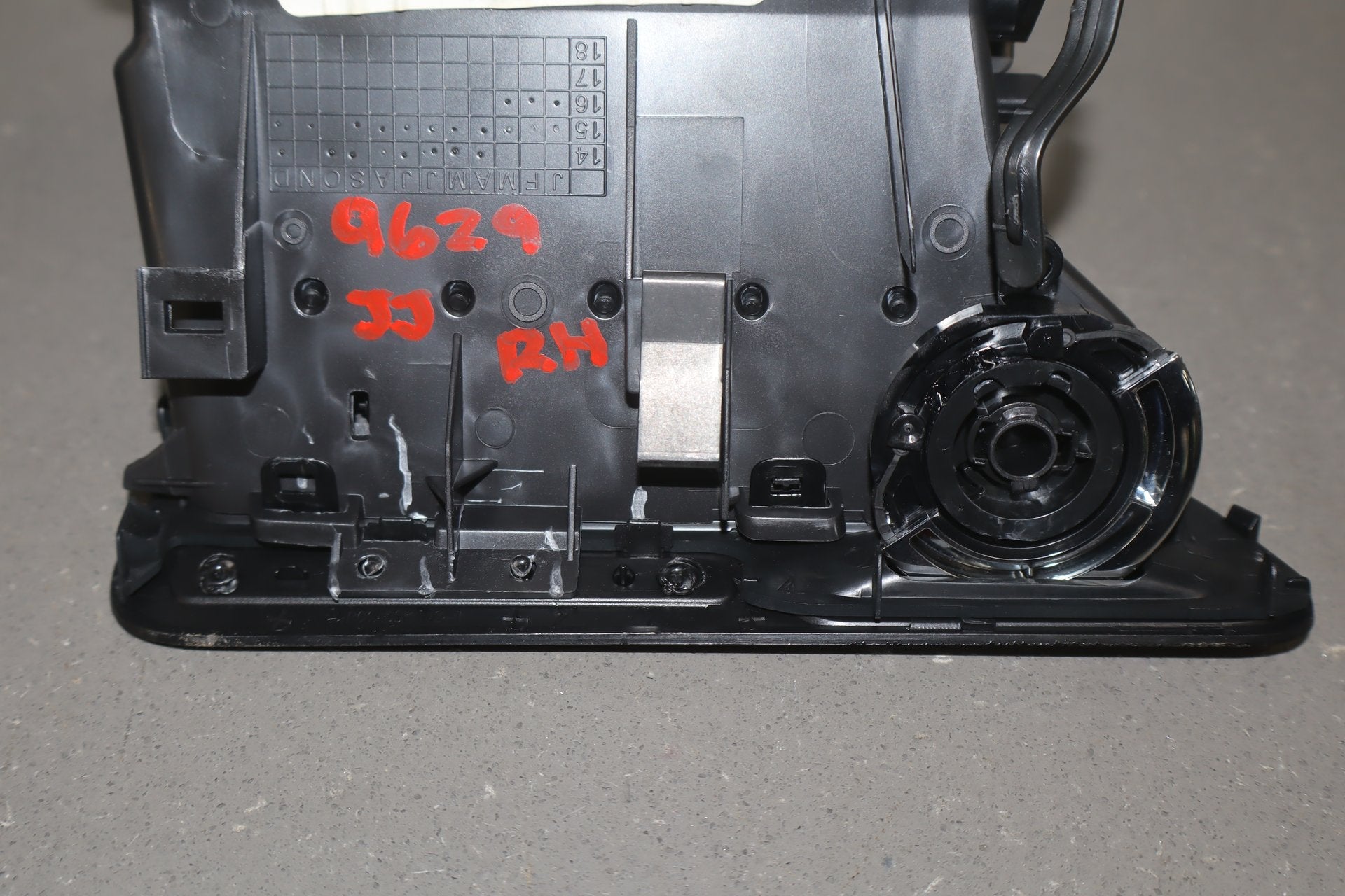 2016 Dodge Challenger Shaker Right Dash Vent OEM