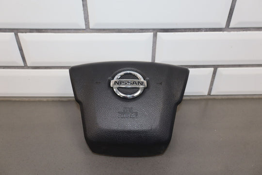 2016 Nissan Titan Driver Steering Wheel Air Bag OEM Black Trim