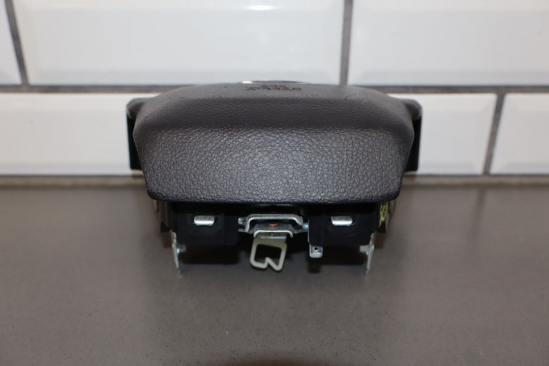 2016 Nissan Titan Driver Steering Wheel Air Bag OEM Black Trim