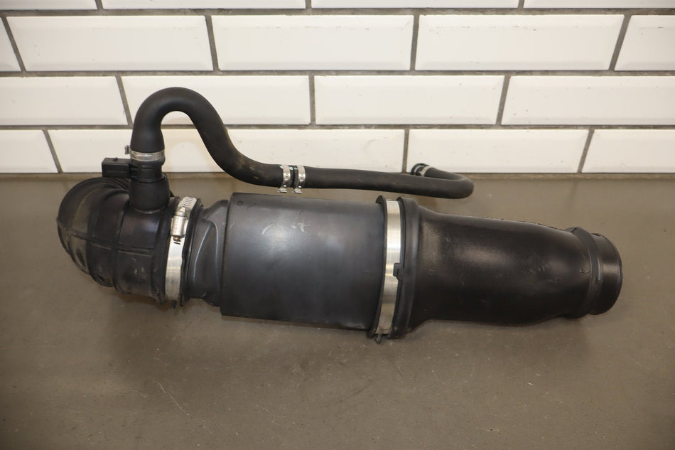 2016 Ram 1500 3.0L Turbo Diesel V6 EcoDiesel Turbo Air Intake Tube Duct OEM