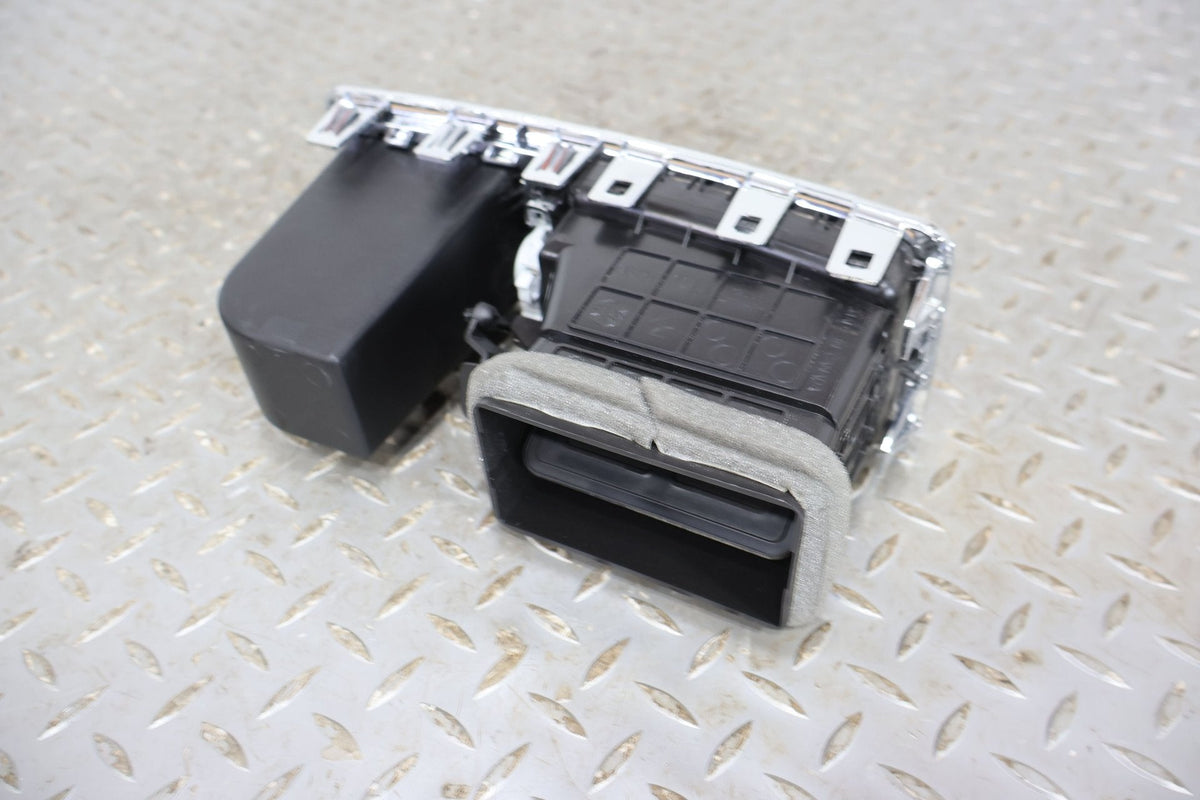2016 Ram 1500- Dash Vent